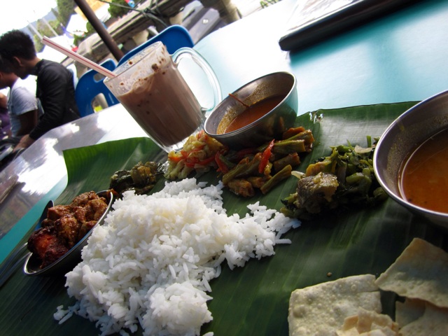 1.1364688000.banana-leaf-lunch