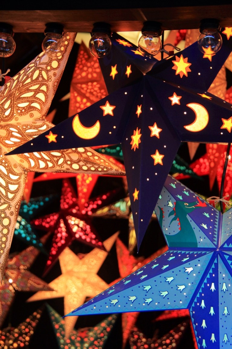 2.1386460800.christmas-stalls