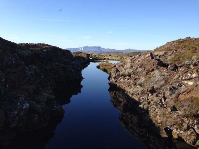 3.1409184000.the-silfra-crack