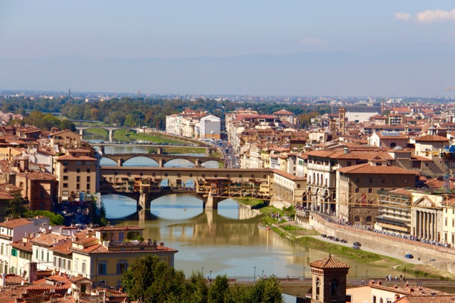 3.1411776000.the-arno