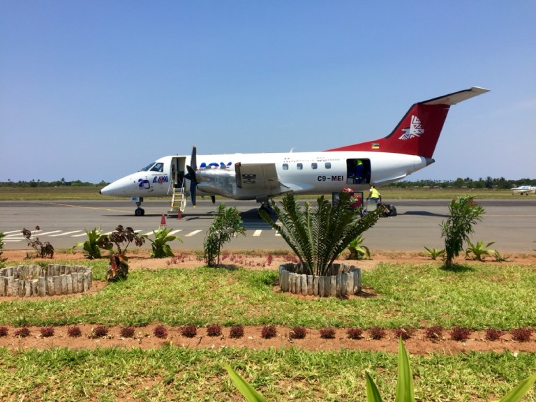 4.1448064000.tiny-plane