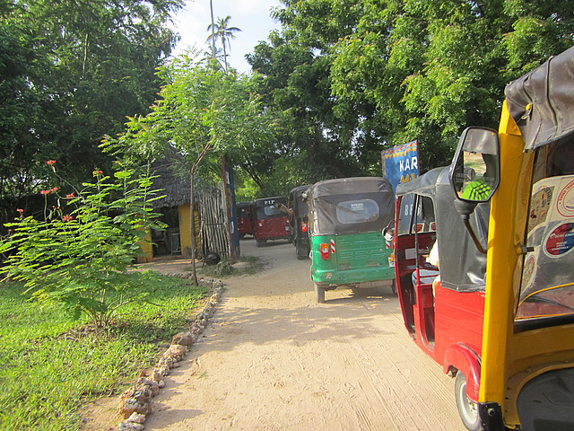 1.1325773885.1-tuk-tuks